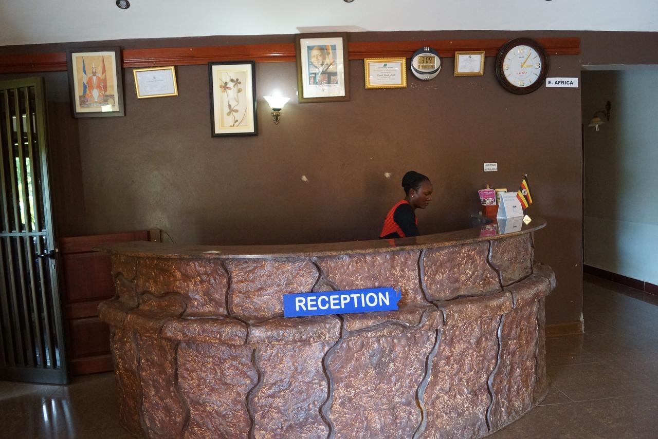 Peniel Beach Hotel 엔테베 외부 사진