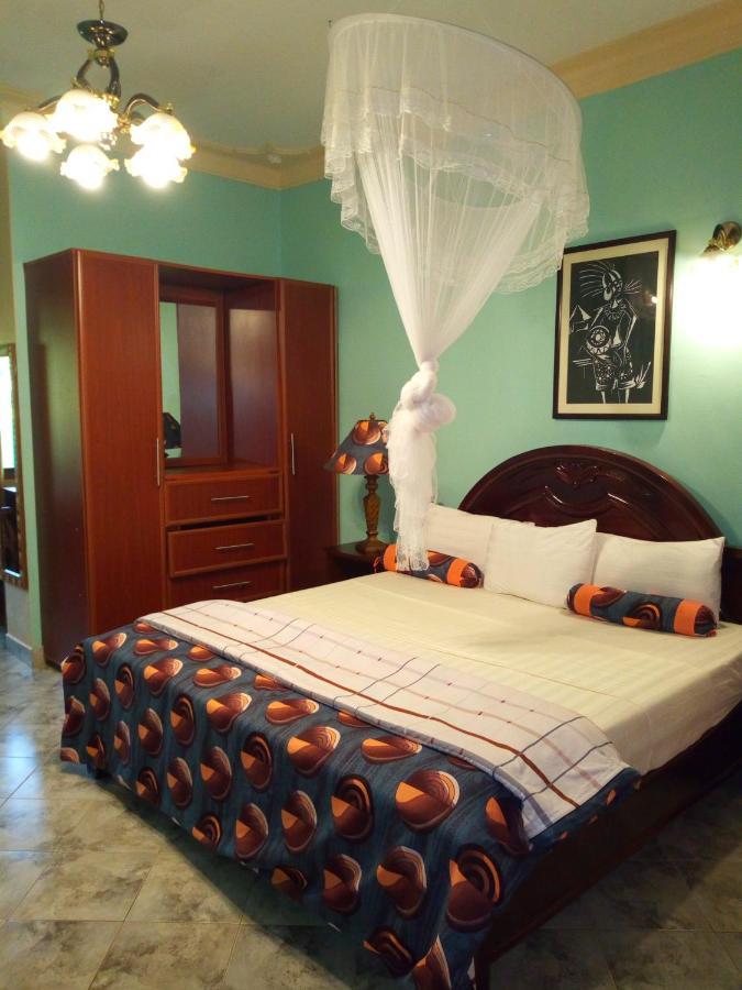 Peniel Beach Hotel 엔테베 외부 사진